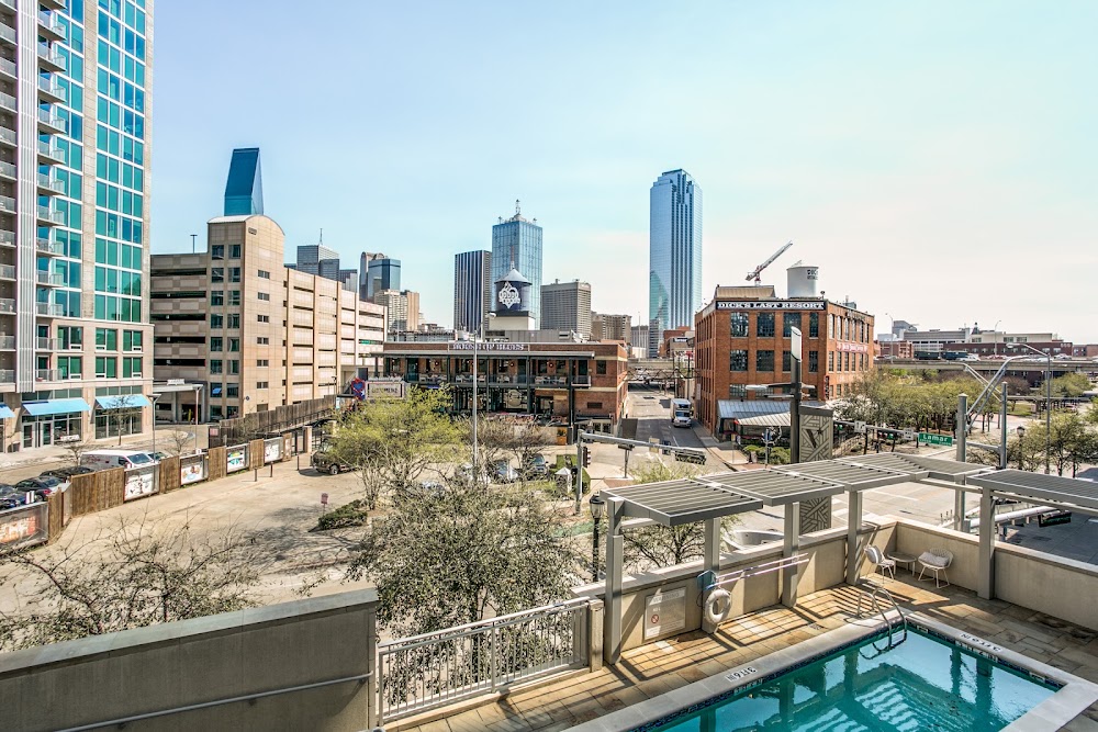 DFW Urban Realty