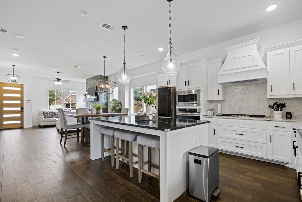 Alexandra Cummins, Fort Worth REALTOR