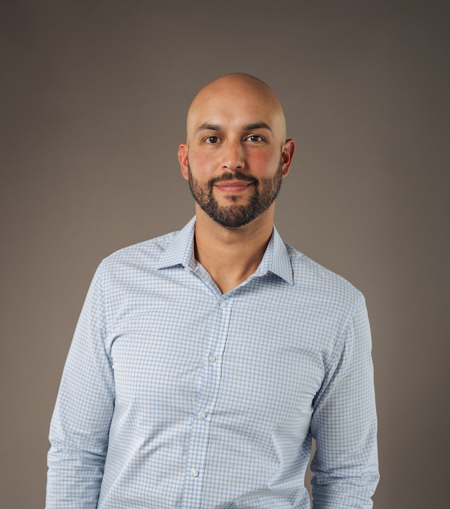 Elite Real Estate : Alejandro Regalado