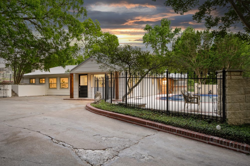 Brants Group at Briggs Freeman Sotheby's International Realty