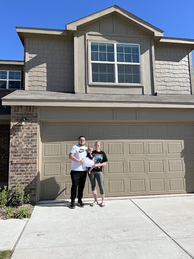 Litzie Castillo, Realtor® | Dallas-Fort Worth Homes