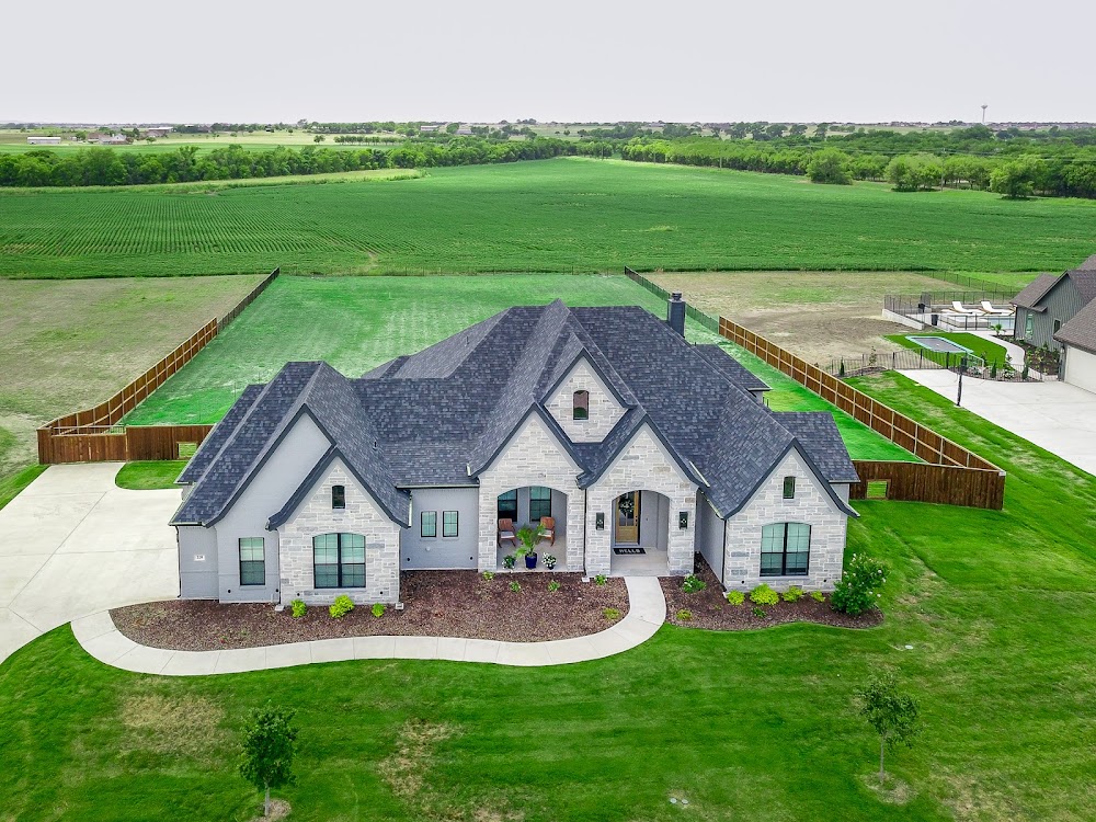 Mills Real Estate Group