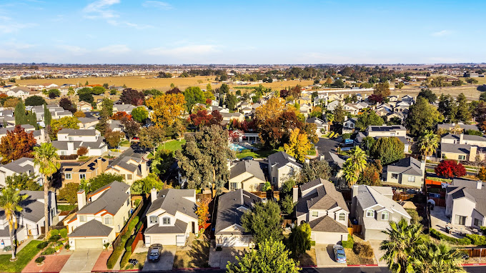 Realty Of America - Real Estate Agent in Fort Worth - Residential - Monique Chanta J. - Realtor